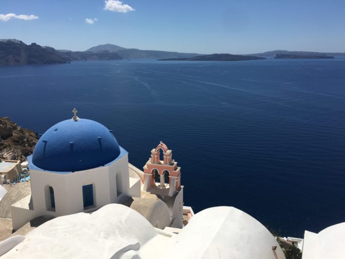 Greece, Santorini - Oia - blue dome