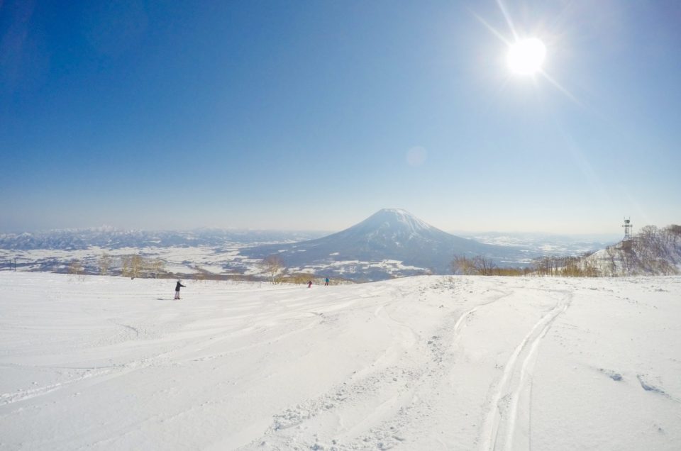 ❄️🏂 powder snowboarding at Niseko
